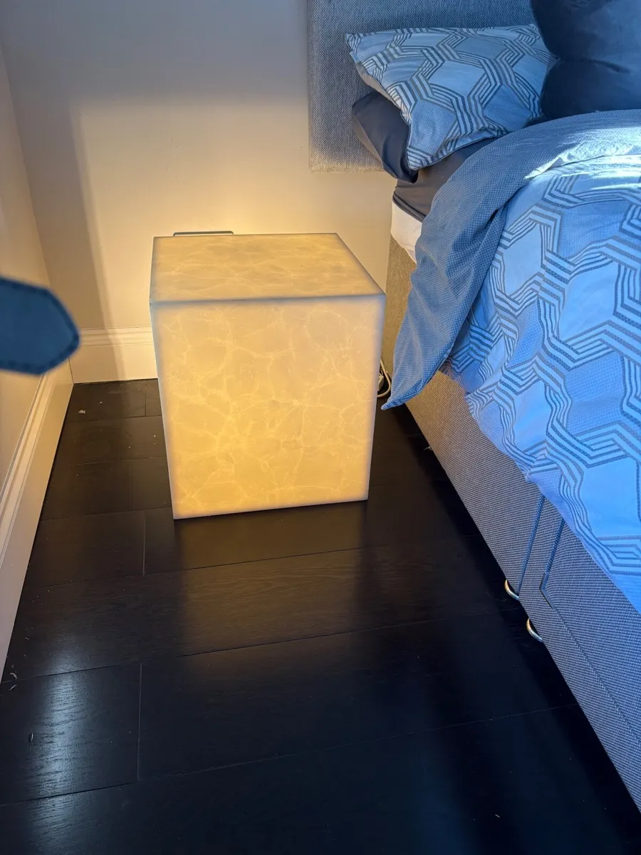 Light up box side tables - Image 2
