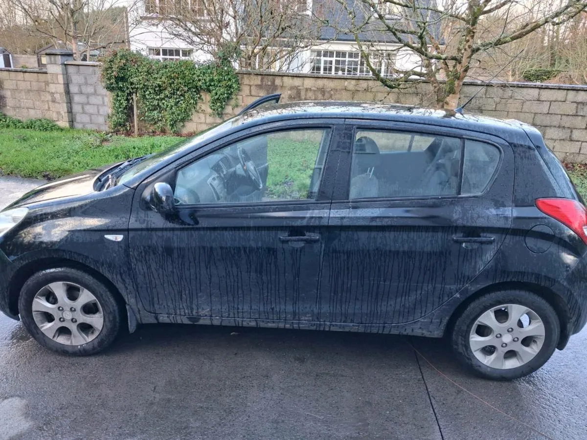 2010 Hyundai i20 - Image 3