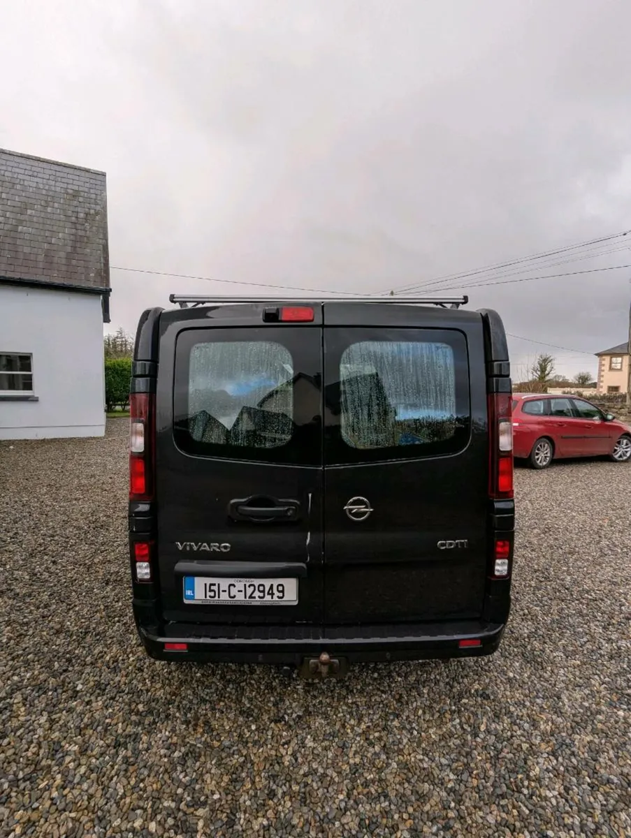Opel vivaro CrewCab - Image 4