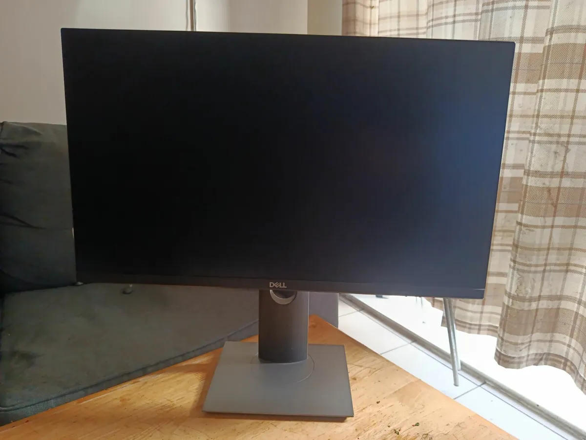 Desktop screen - Image 1