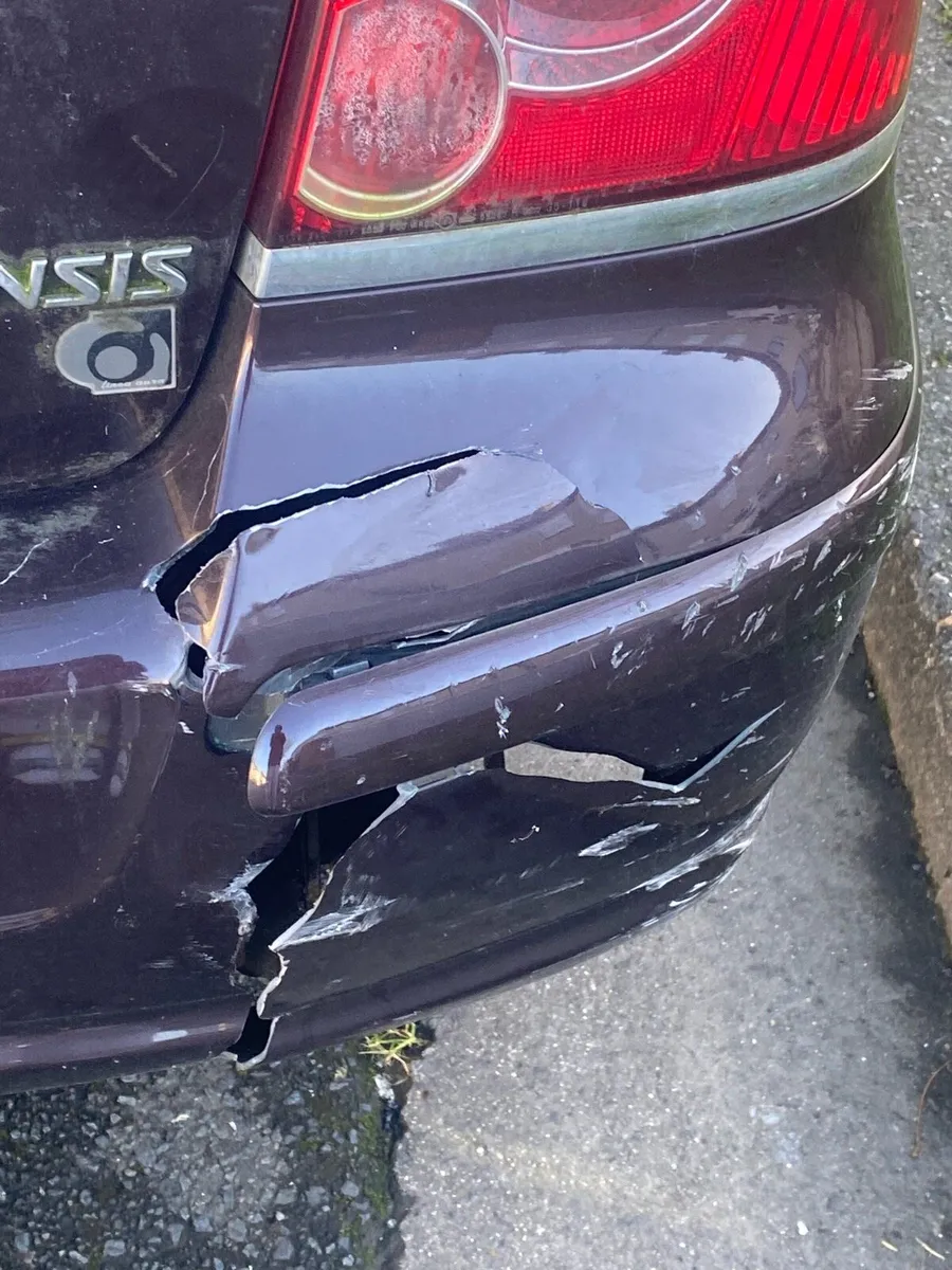 Toyota Avenensis 2008 - Image 2