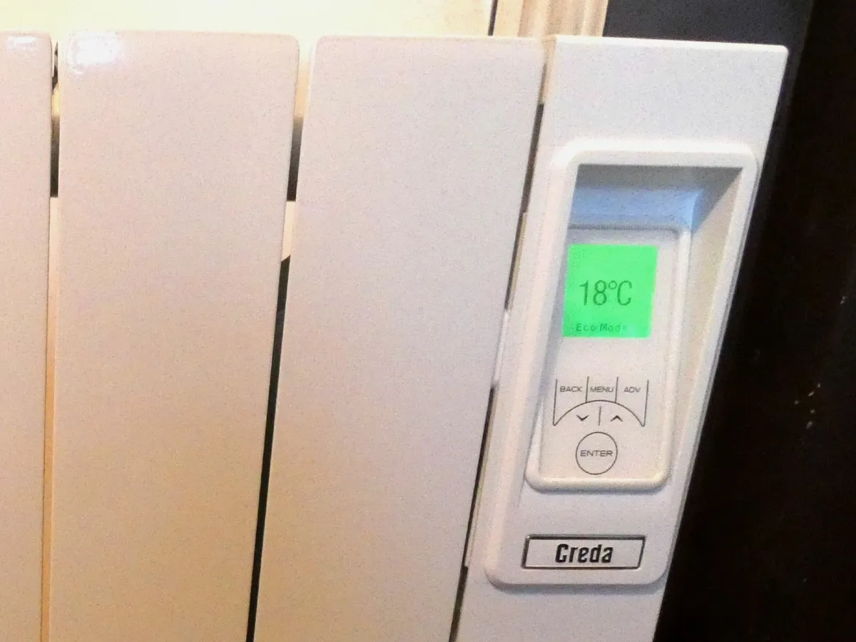 Creda 500W Eco Heater Aluminium Oil Radiator - Image 2