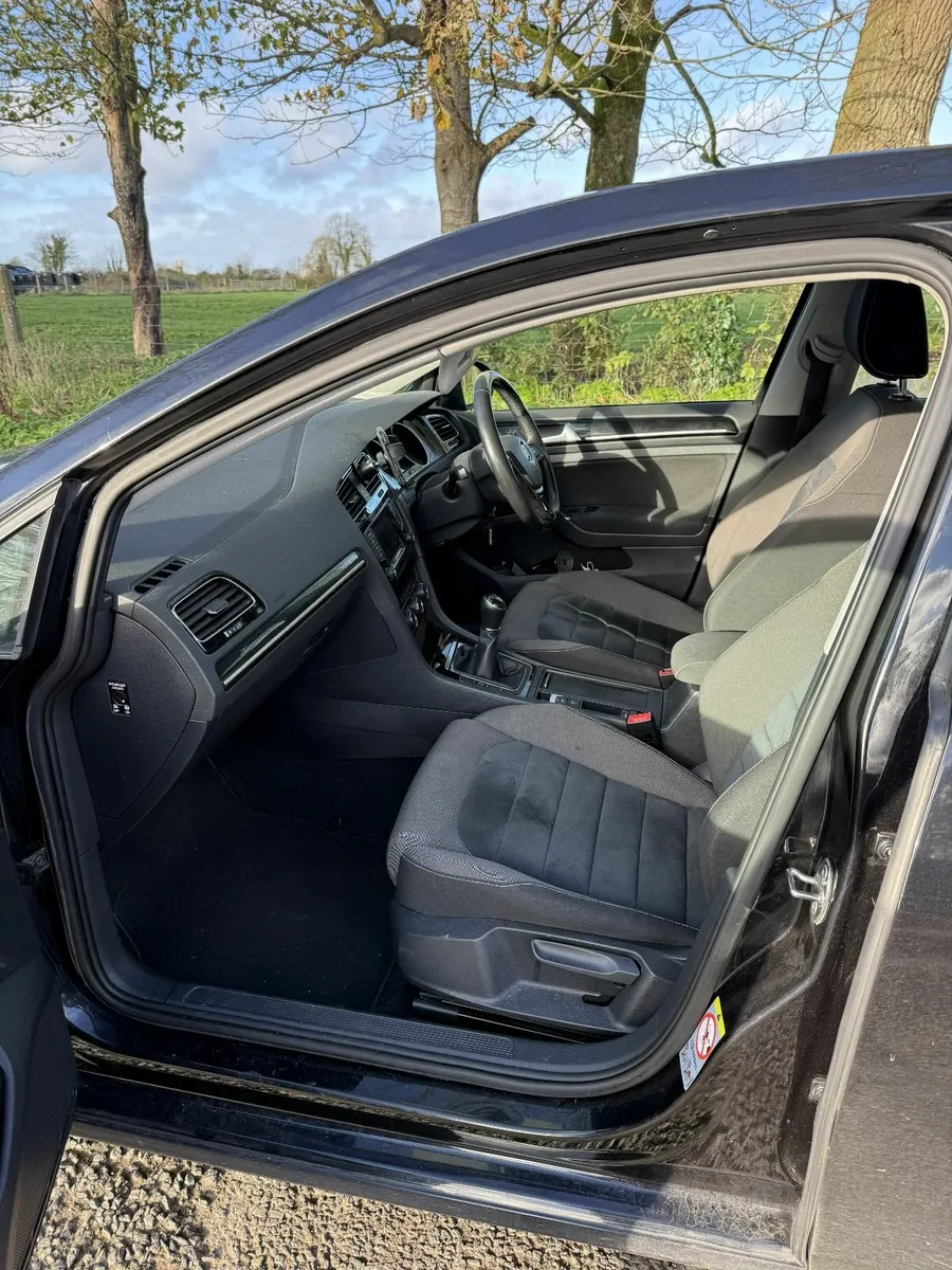 Volkswagen Golf 2014 - Image 4