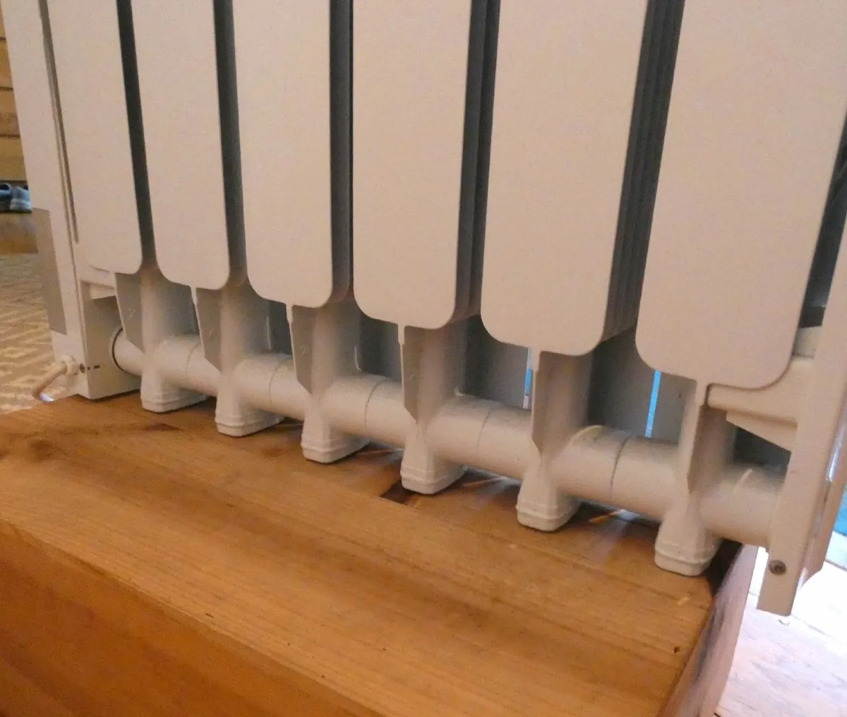 Creda 750W Eco Heater Aluminium Oil Radiator - Image 2