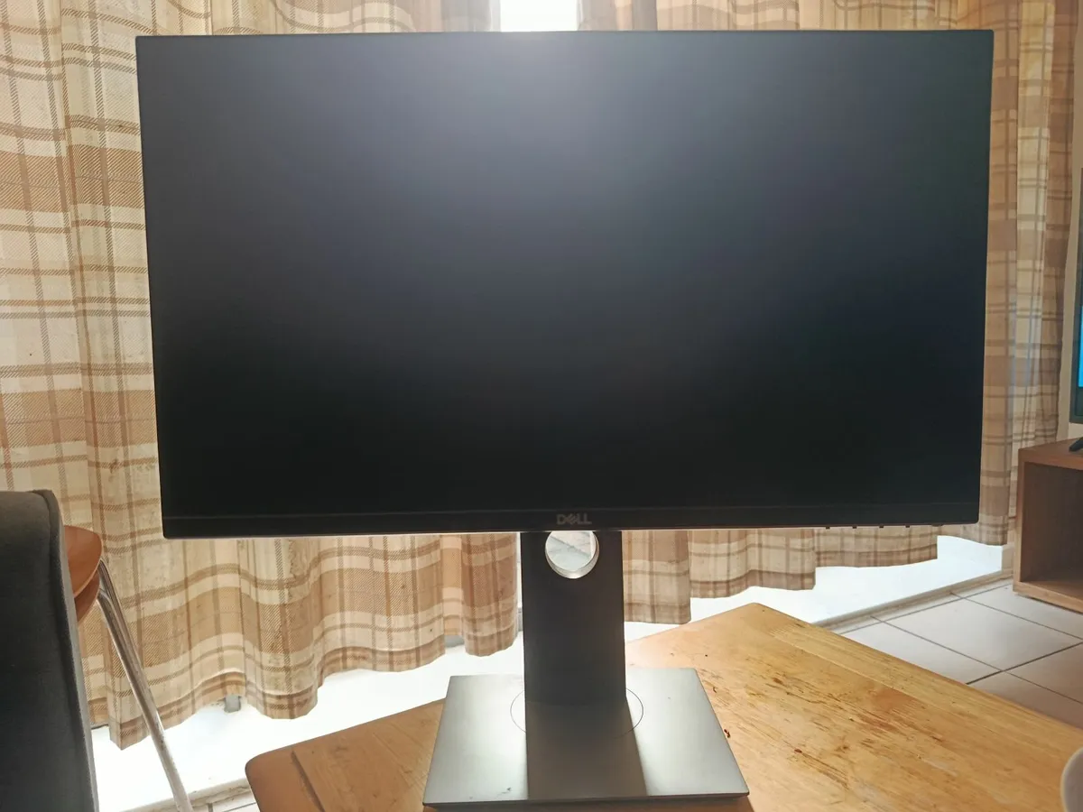 Desktop screen - Image 4