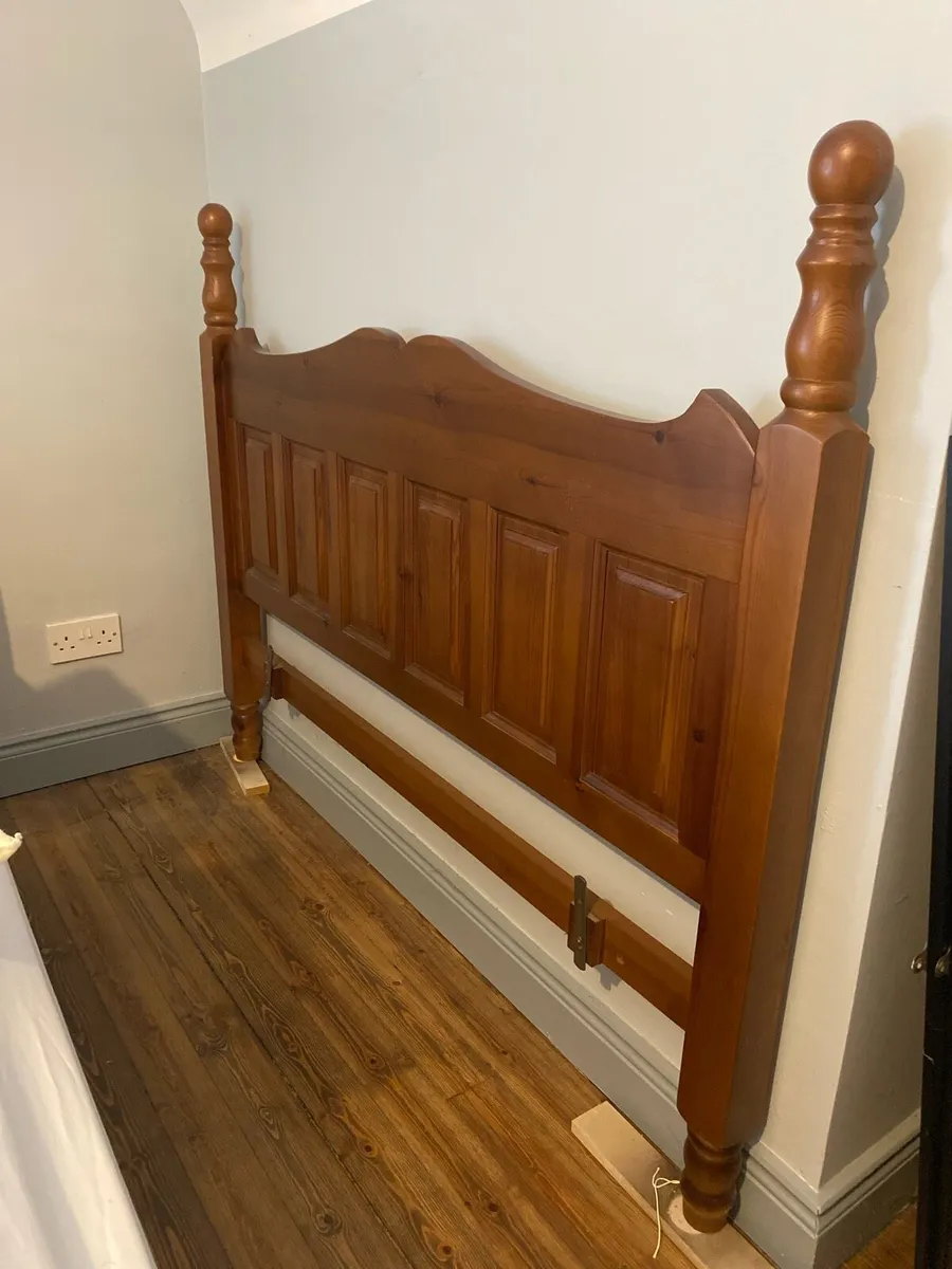 Solid Pine Headboards x 2 - Image 1