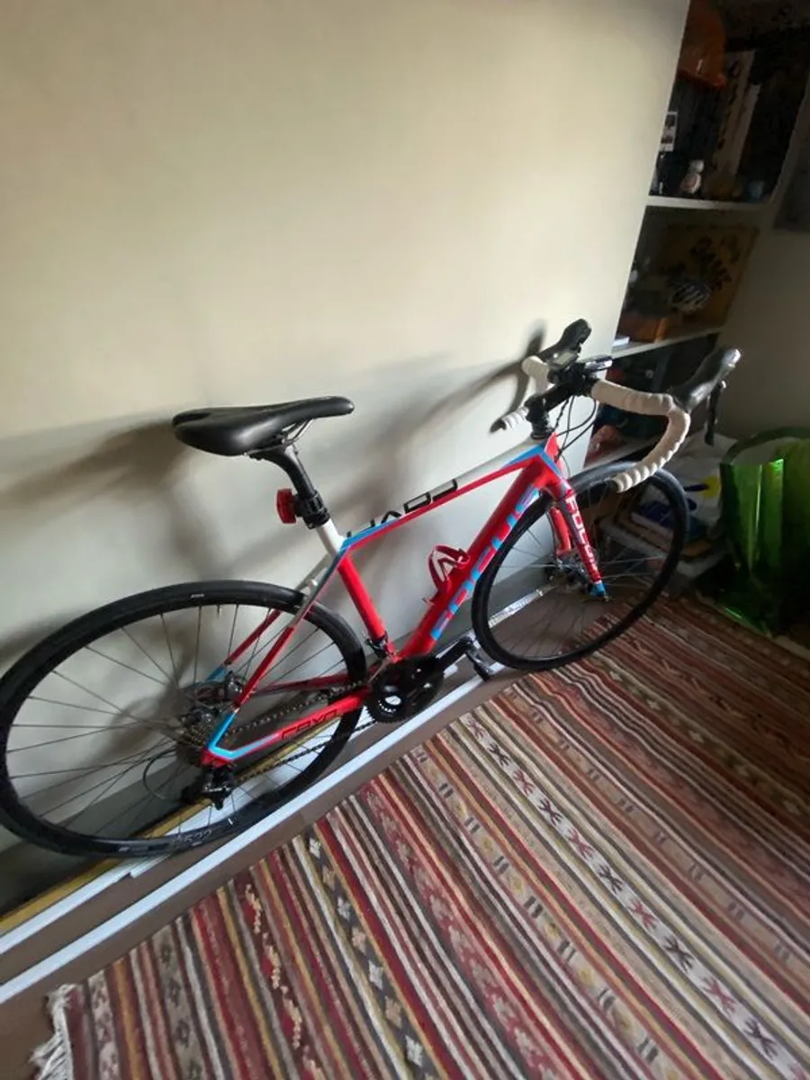 Focus Cayo full carbon bicycle - Image 3