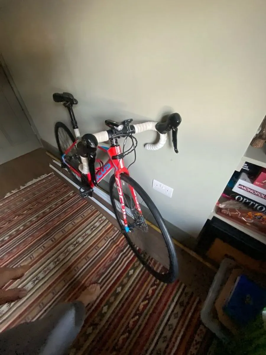 Focus Cayo full carbon bicycle - Image 4