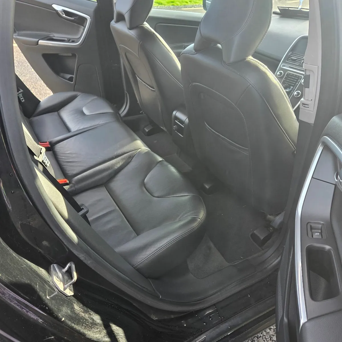 Volvo XC60 2016 - Image 4