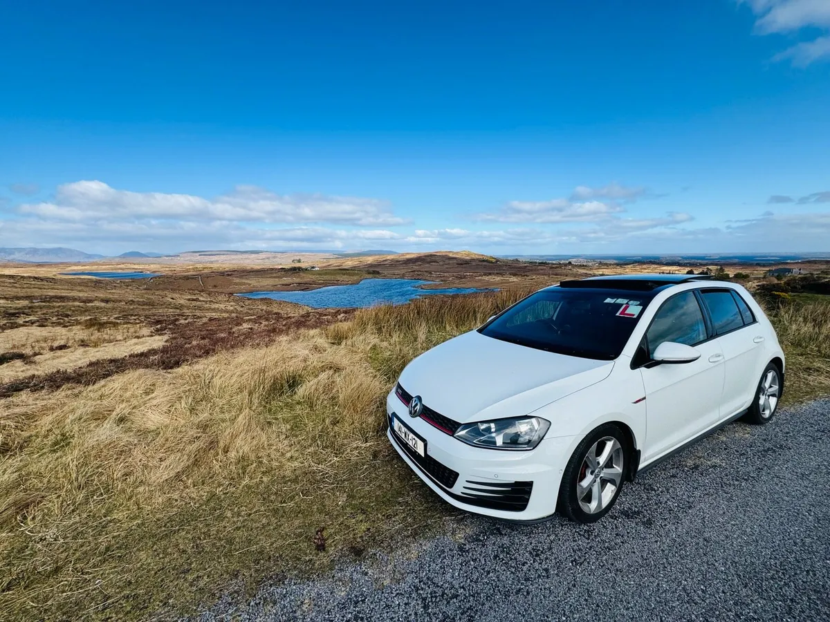 VW GOLF GTI 2.0 MK7- Clean Irish car - Pan roof - Image 4