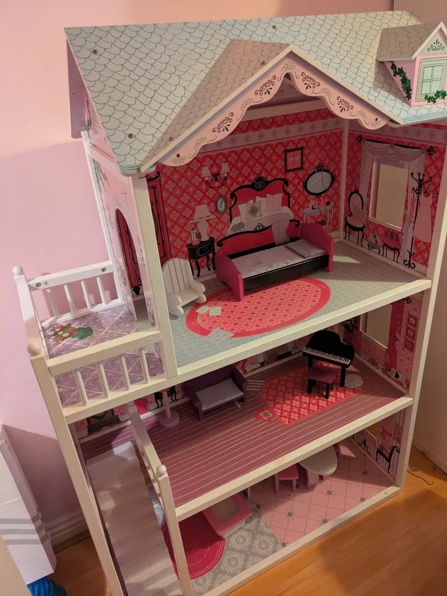 Doll House - Image 1
