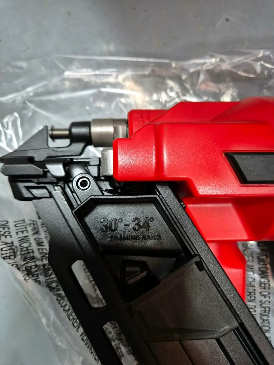 Milwaukee M18FFN Fuel 1st Fix Nail Gun Body - Image 2