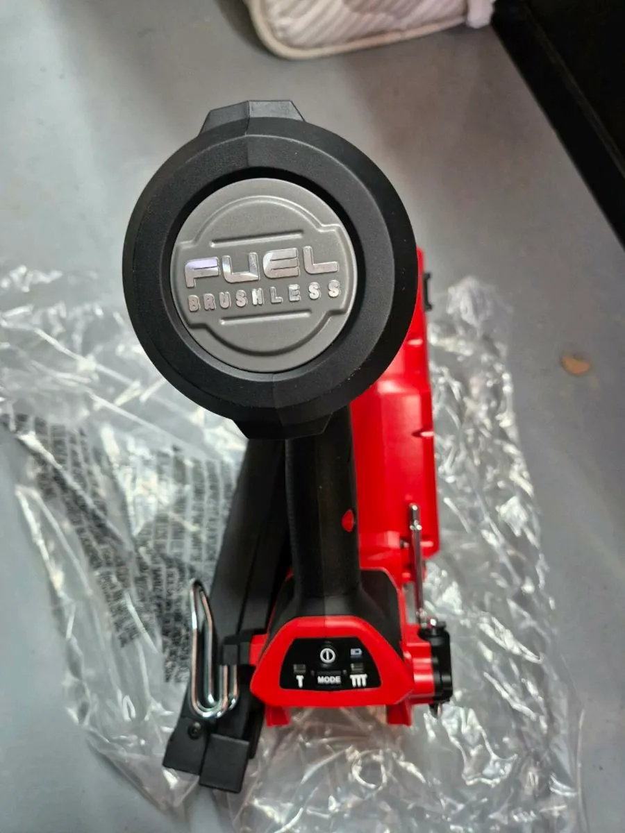 Milwaukee M18FFN Fuel 1st Fix Nail Gun Body - Image 3