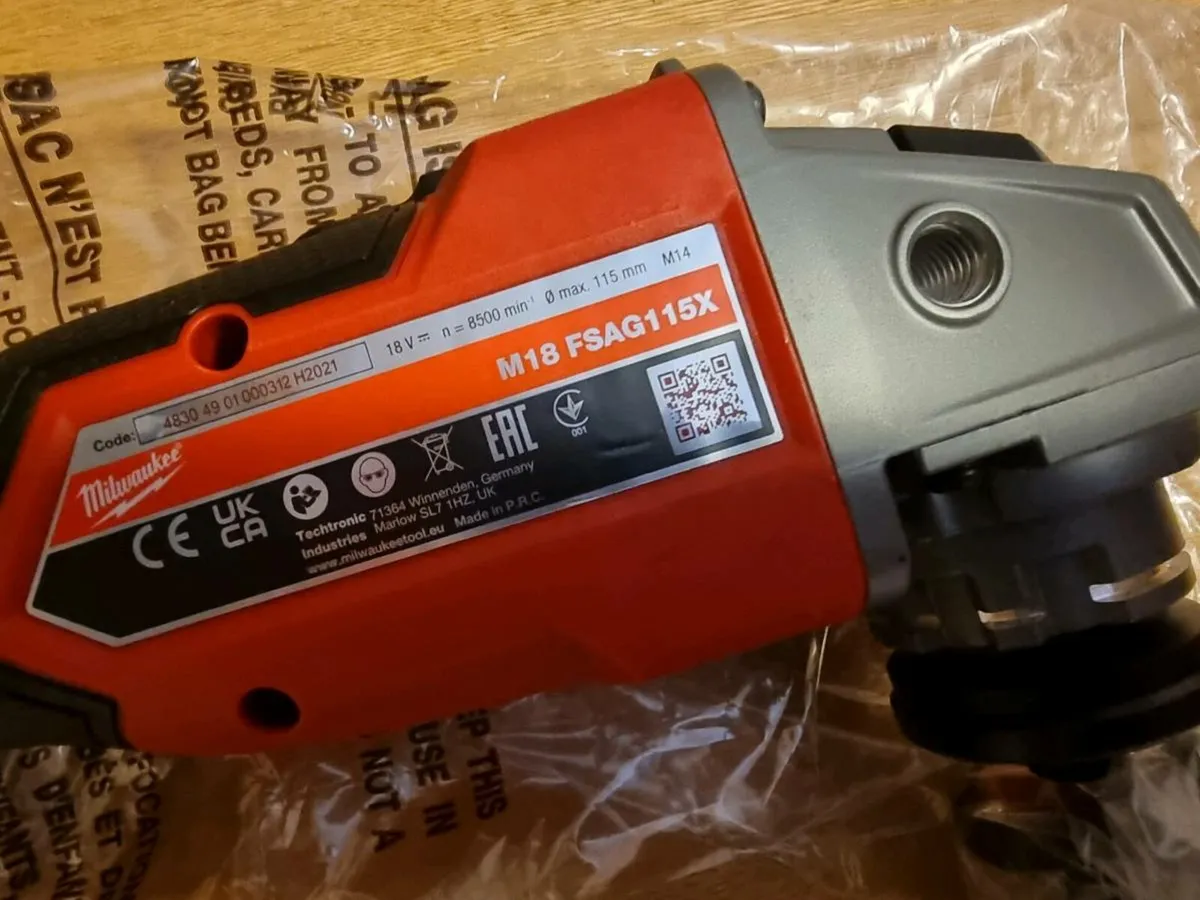 Milwaukee M18 Fuel Angle Grinder Body - Image 3