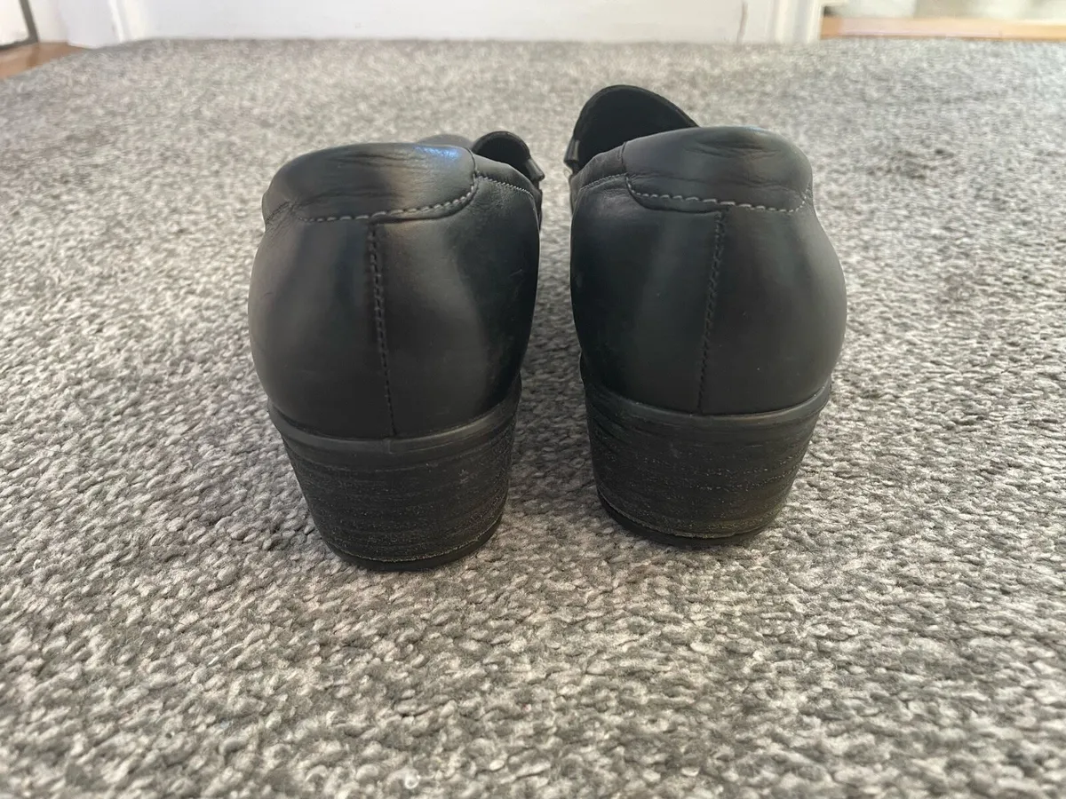 Ecco black leather shoes - Image 3