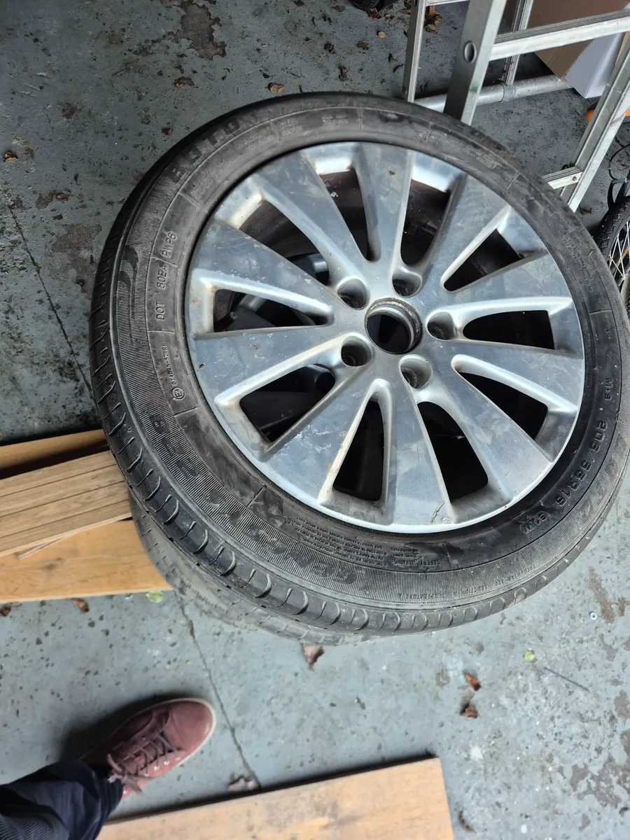 VW 16' 112x5 alloys and steels - Image 1