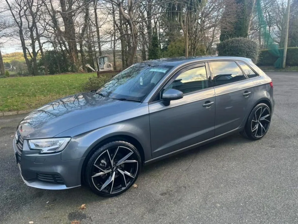 172 Audi A3 Automatic - Image 2