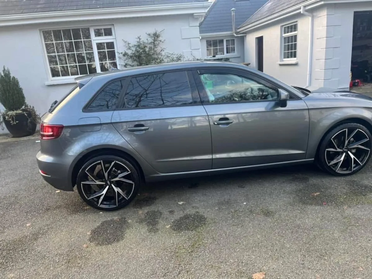 172 Audi A3 Automatic - Image 4