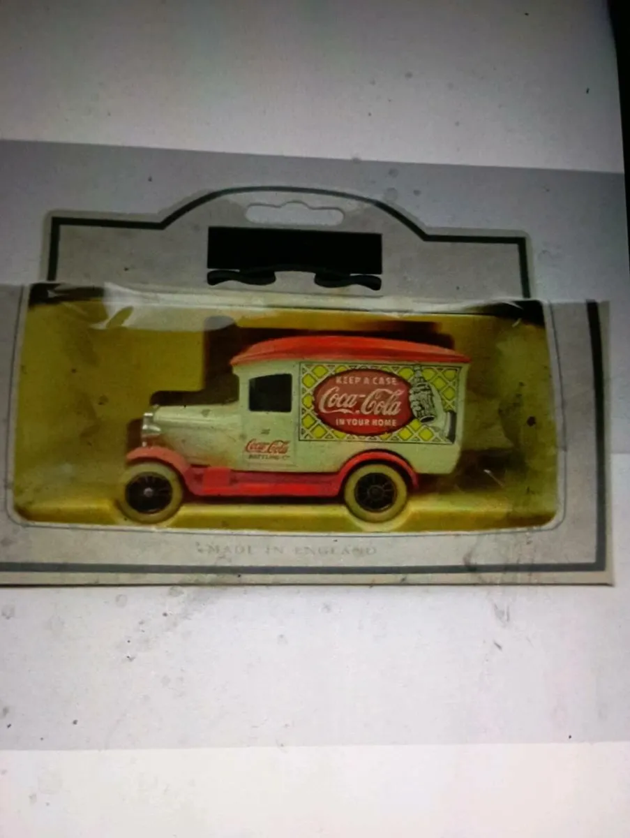 VINTAGE 1934  LLEDO DAYS GONE COCA COLA  VAN - Image 2