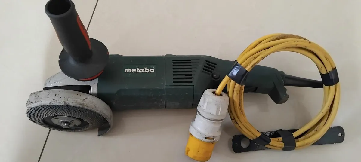 Metabo WA 14-125 Ergo 125mm Grinder 110v - Image 3