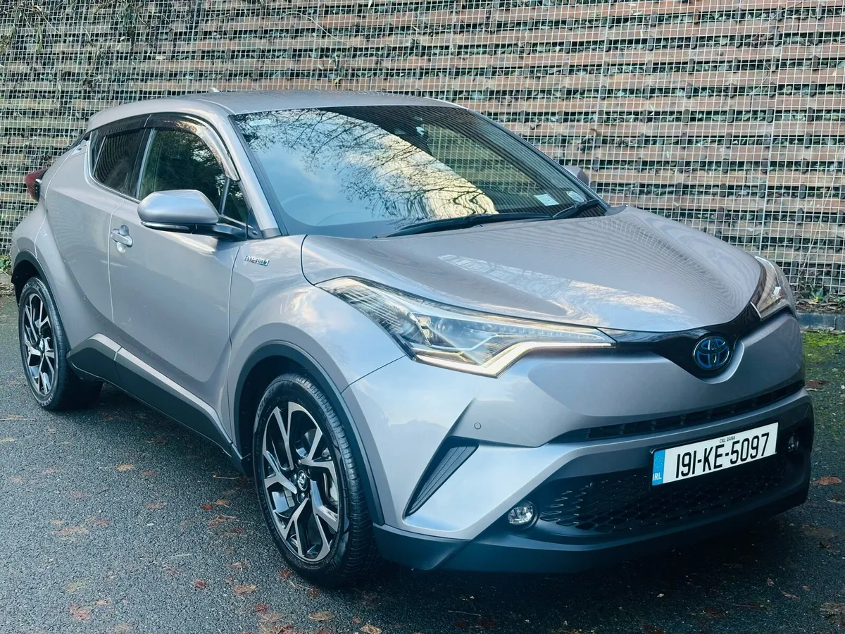 **HIGH SPEC** 191 Toyota CHR 1.8 HYBRID - Image 1