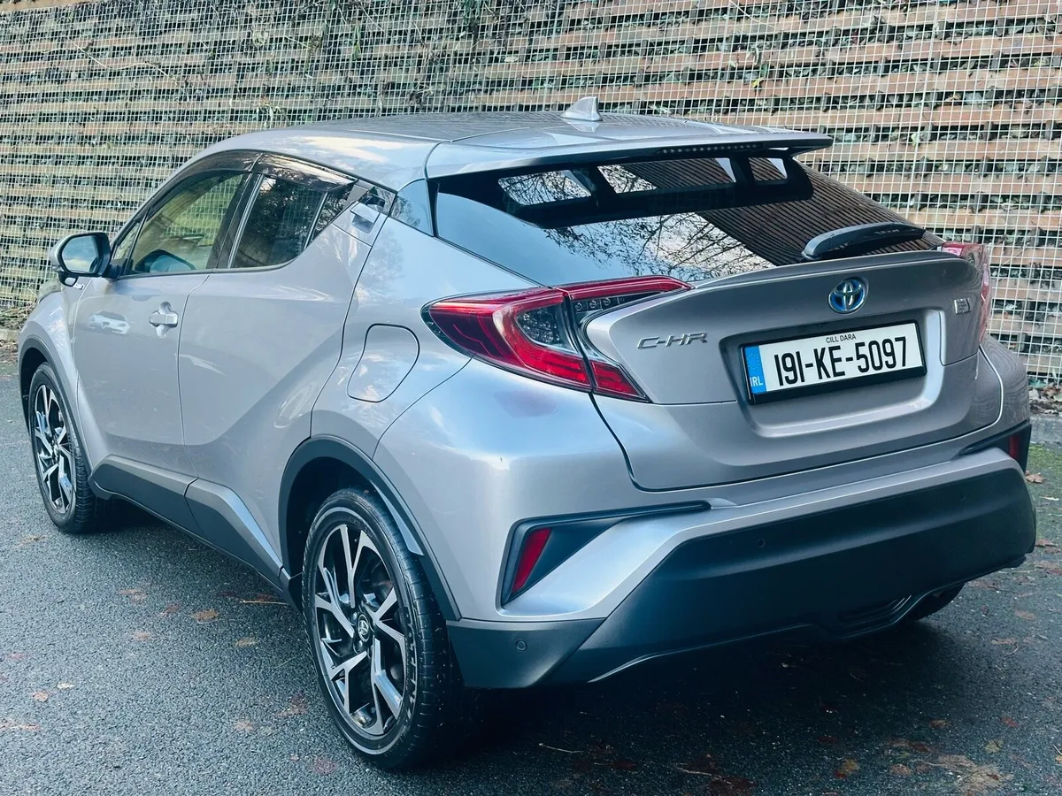 **HIGH SPEC** 191 Toyota CHR 1.8 HYBRID - Image 4