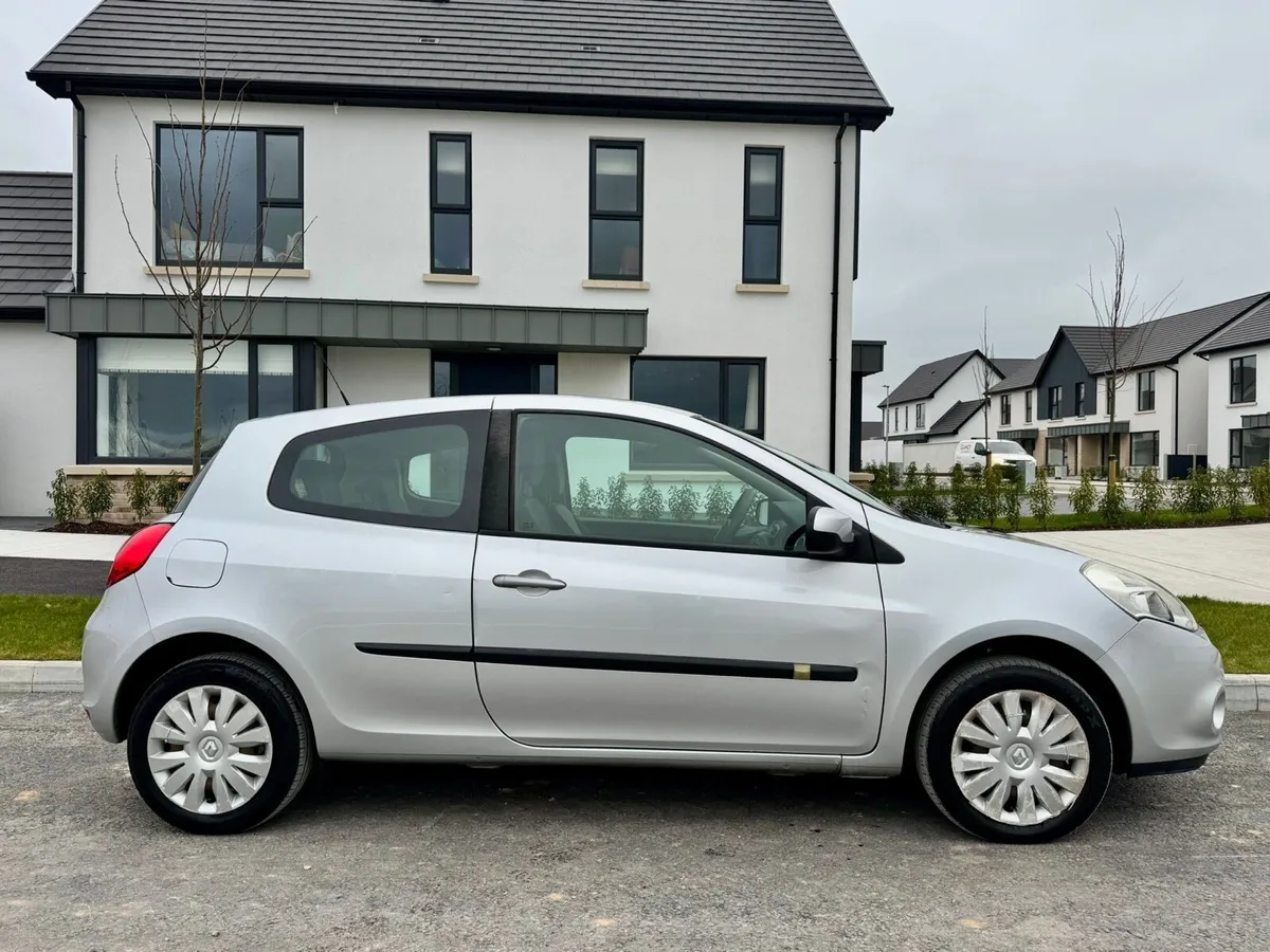 Renault Clio 🔥NCT 11-26 / TAX 6-26 🔥 - Image 4