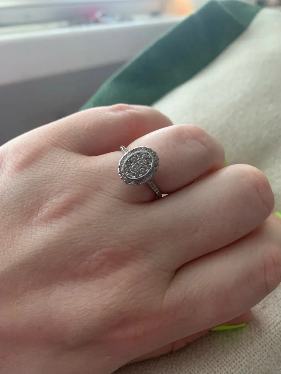 Stunning vintage style high halo engagment ring - Image 3