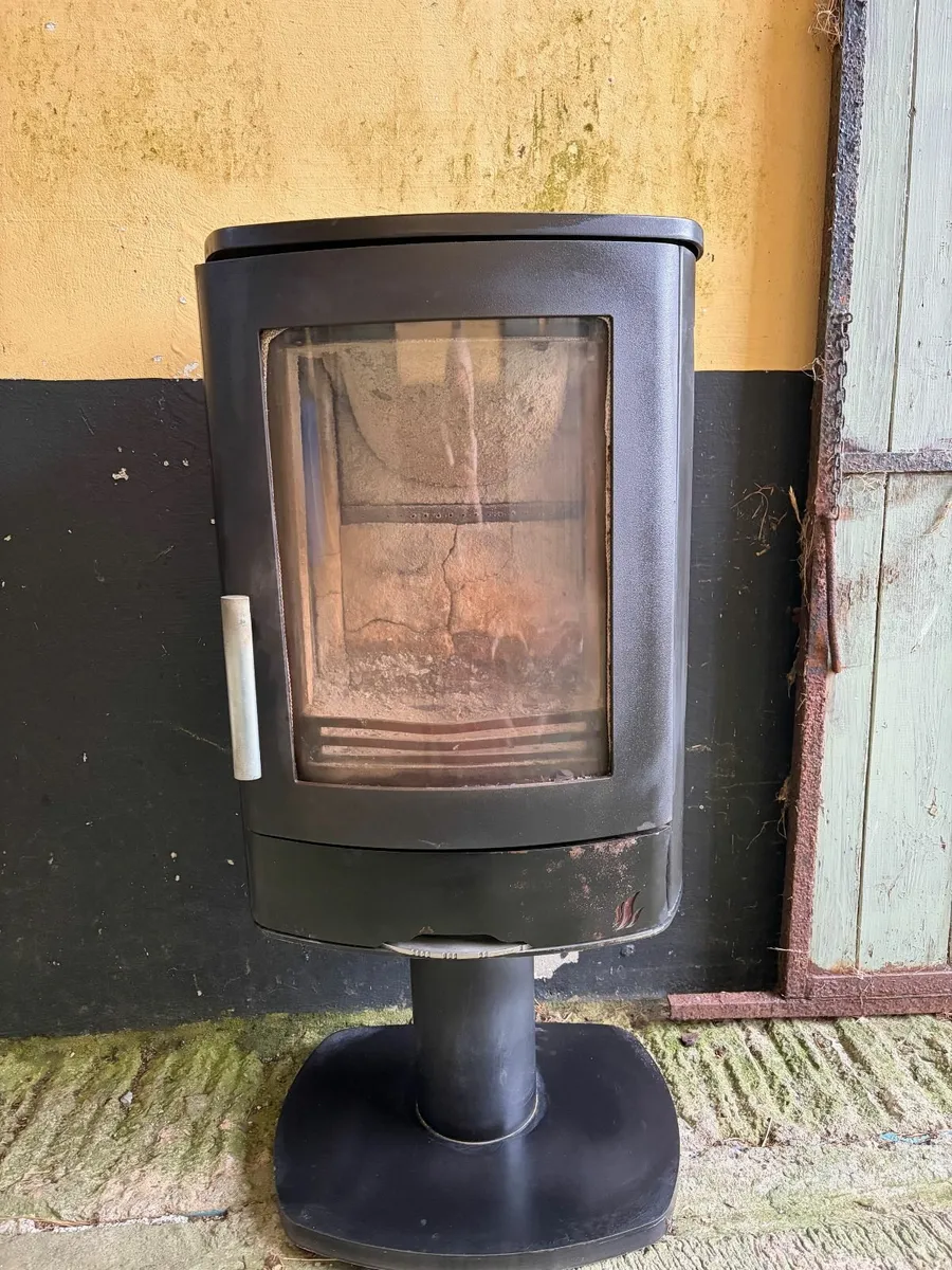 Stove - Image 4