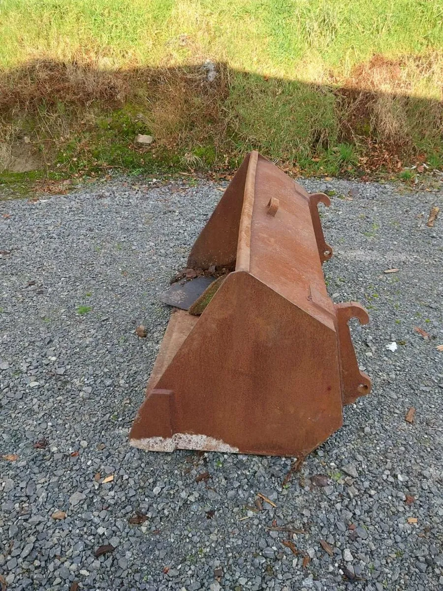 4 foot loader bucket - Image 3