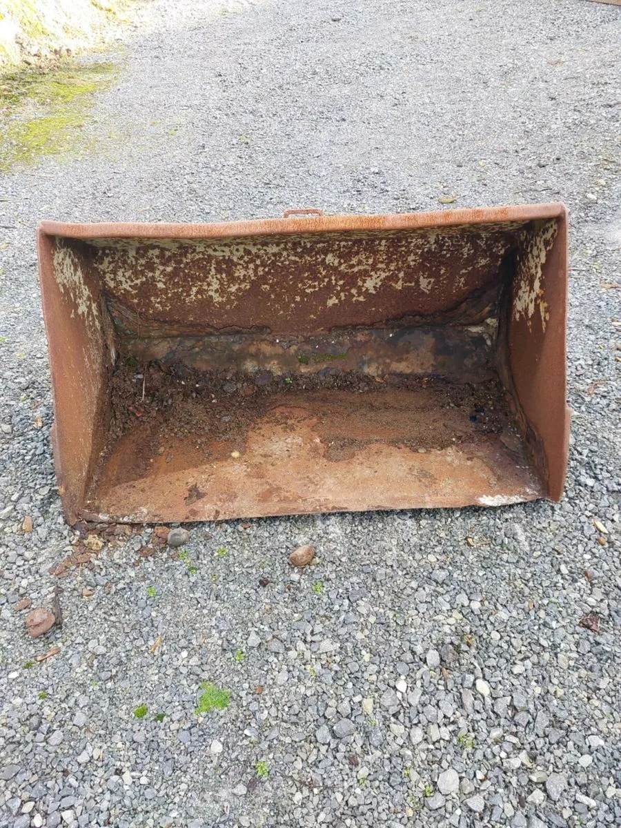 4 foot loader bucket - Image 4