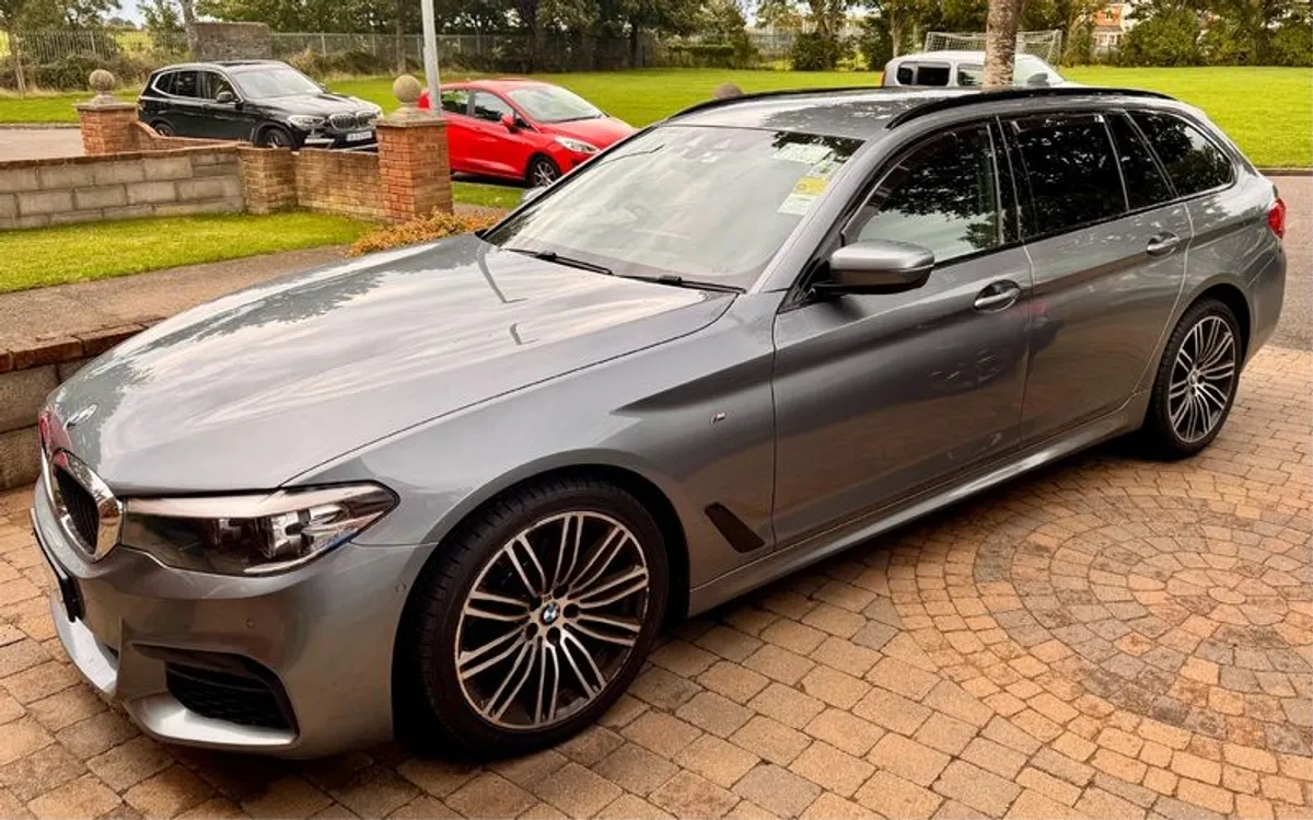 2019 Bmw 5-series - Image 1