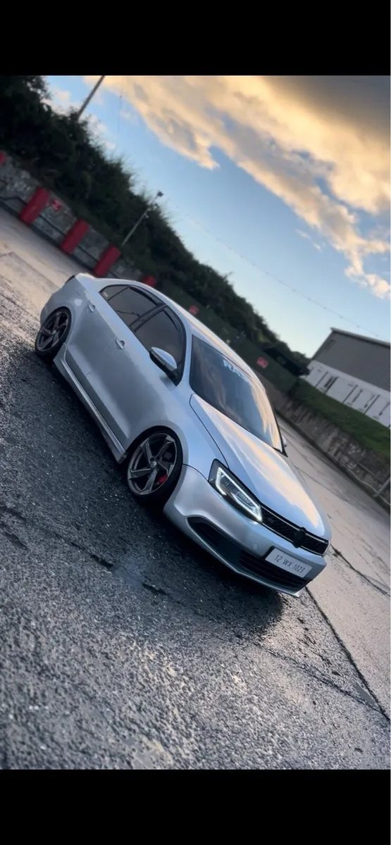 Jetta 2012 - Image 1