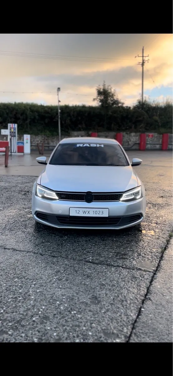 Jetta 2012 - Image 2