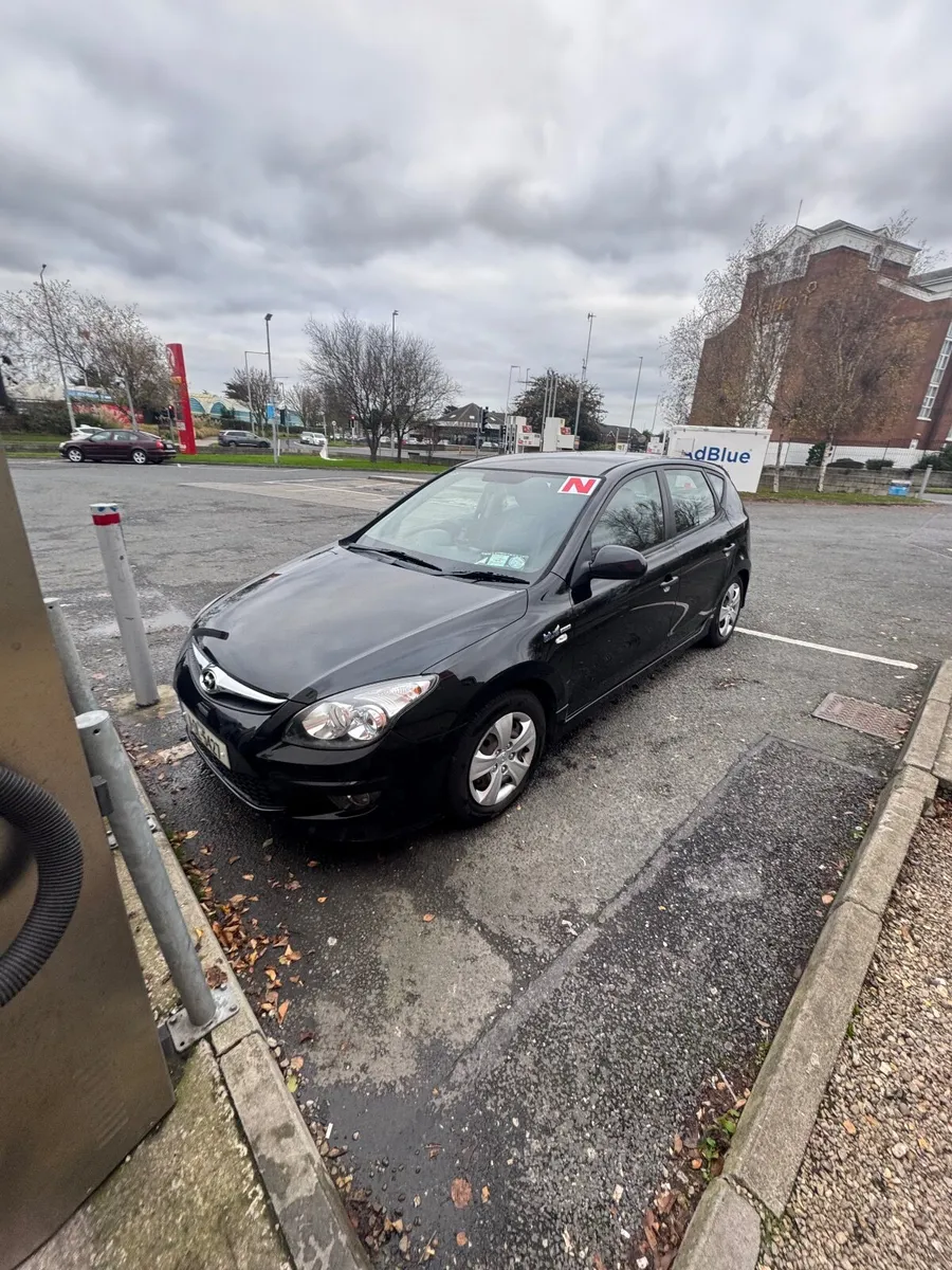 Hyundai i30 2011 - Image 2