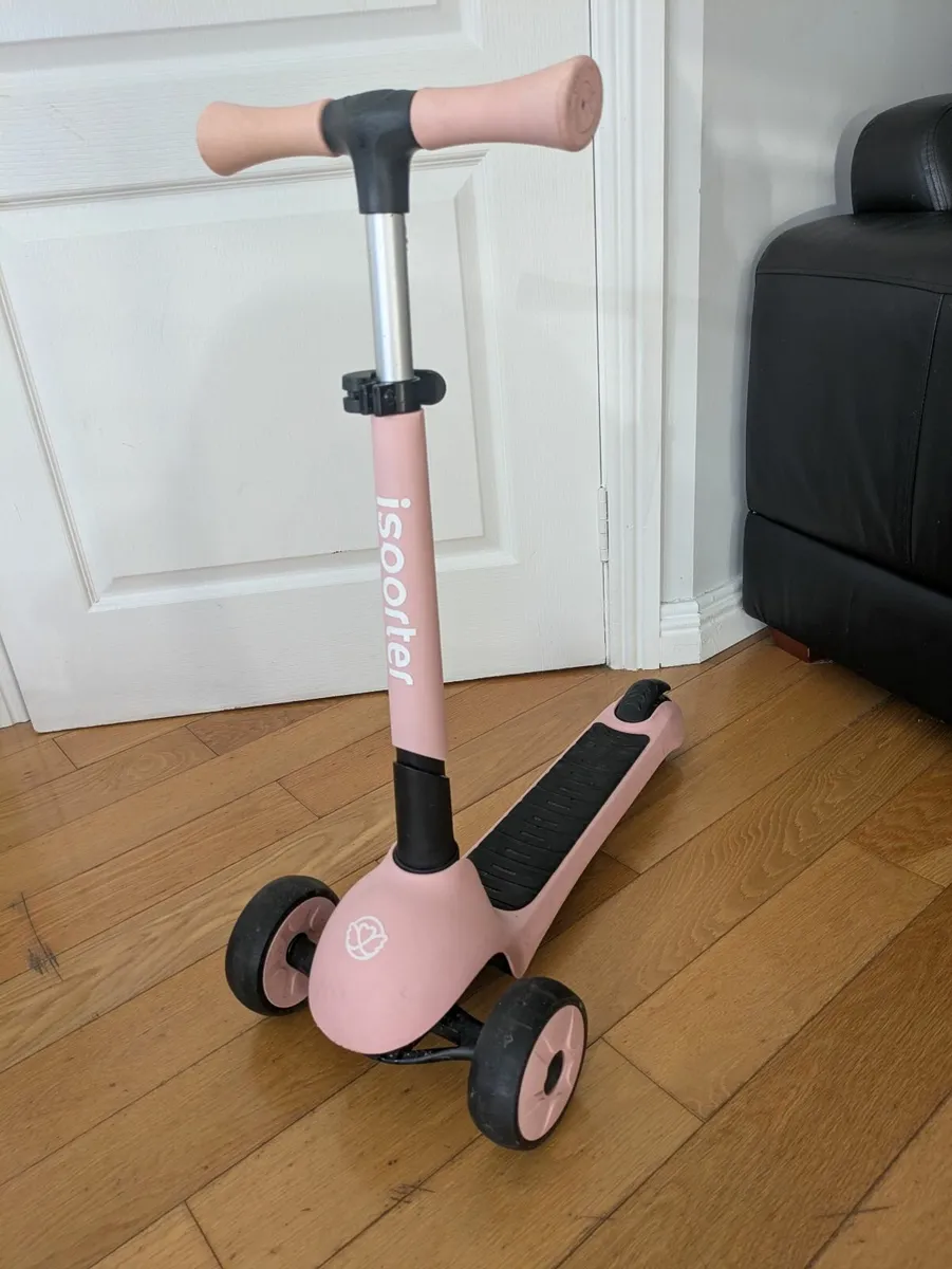 Scooter - Image 2