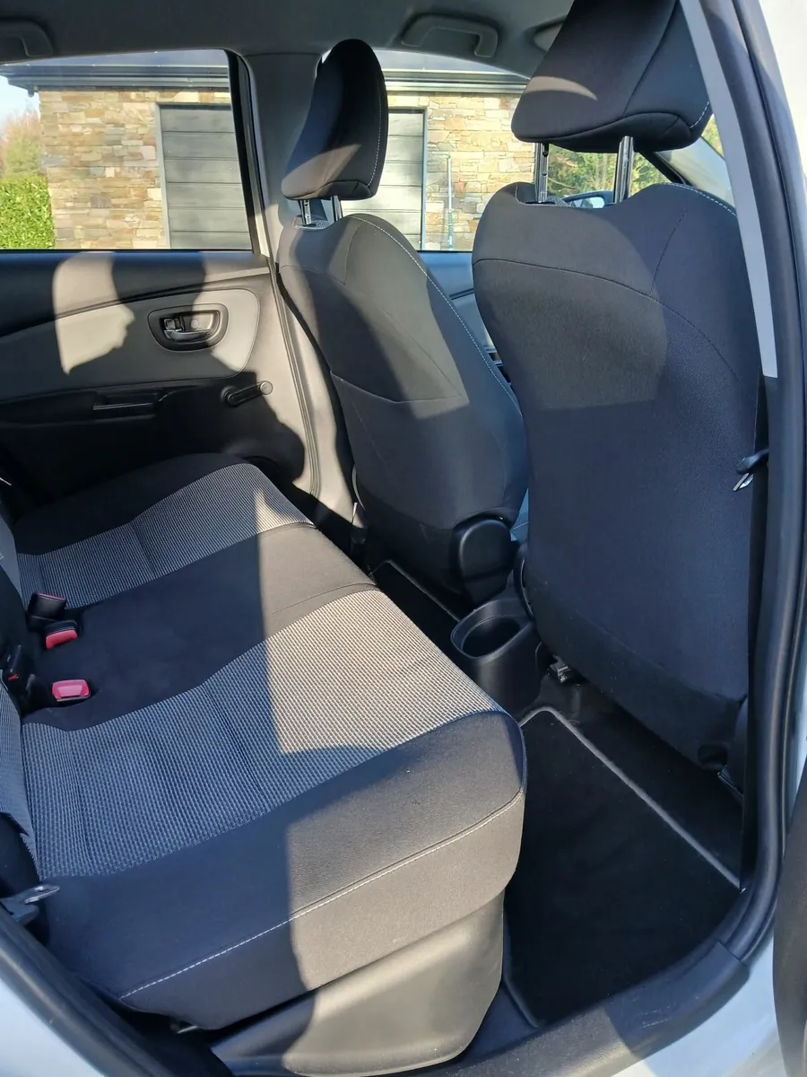 Toyota Yaris 2016 - Image 2
