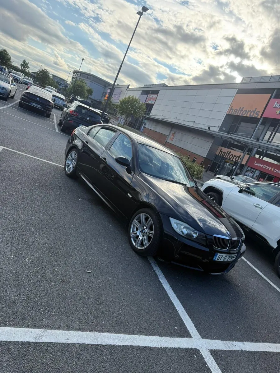 BMW 316i executive model  – 2007 – - Image 3