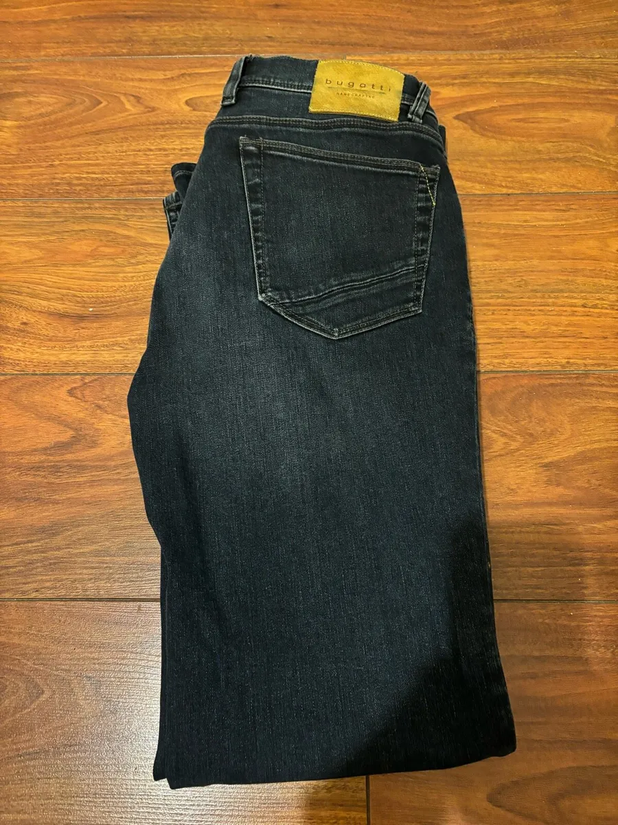 Bugatti Jeans 36 x 32 - Image 3