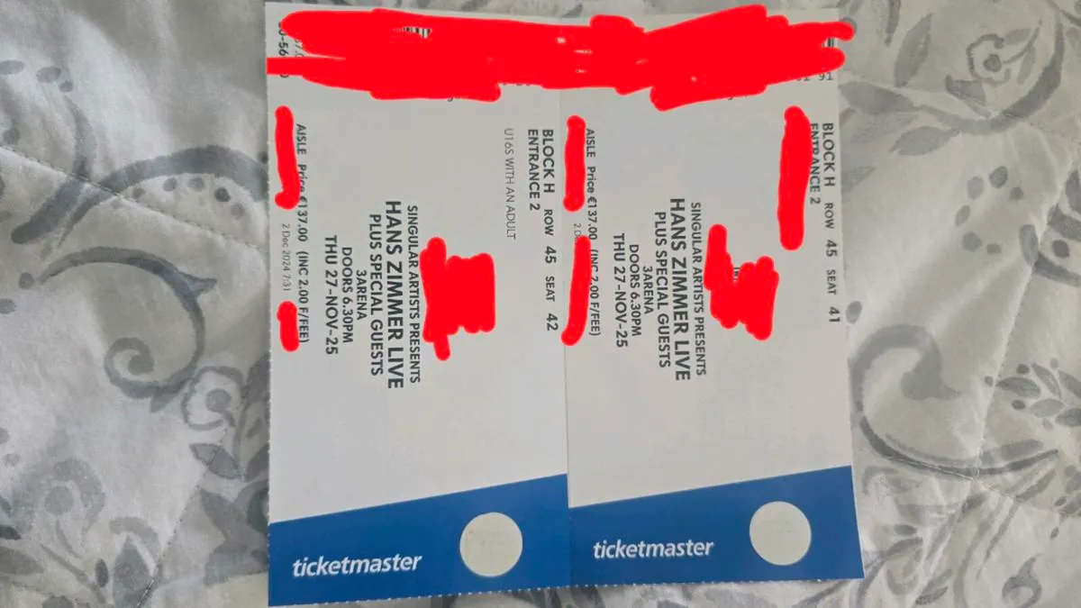 2 Seated Hans Zimmer 27th NovThurs