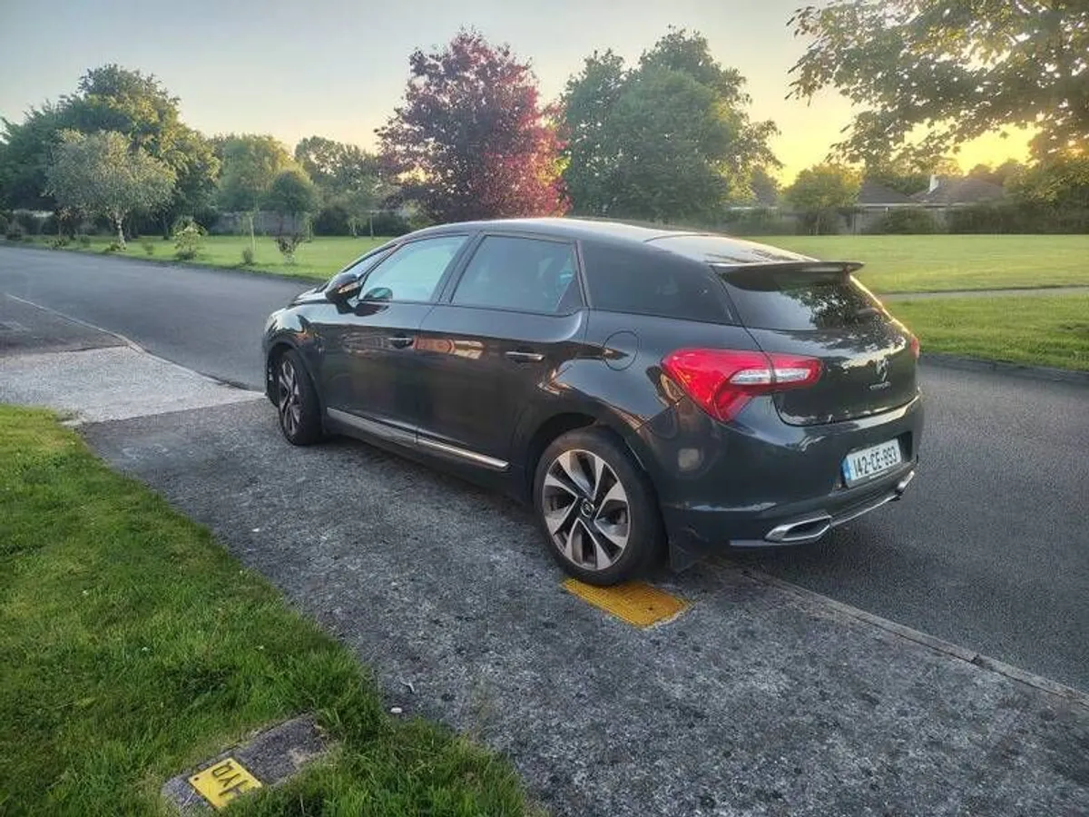 2014 Citroen DS5 - Image 1