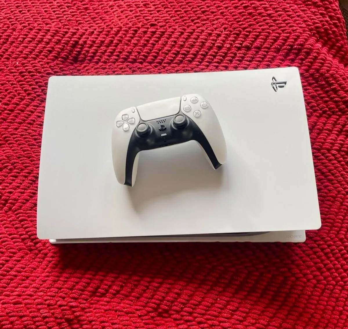 PlayStation 5 Digital Edition - Image 1