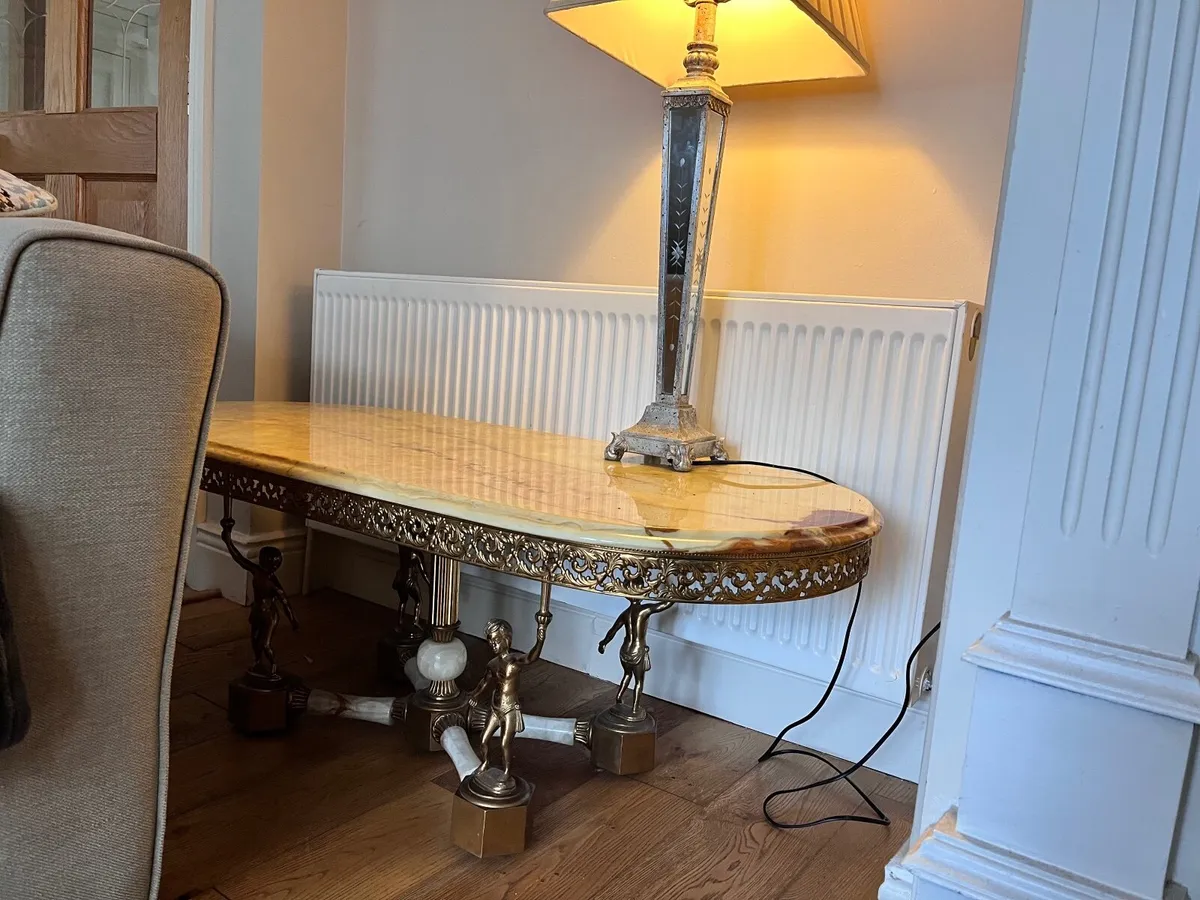 Vintage Table - Image 4