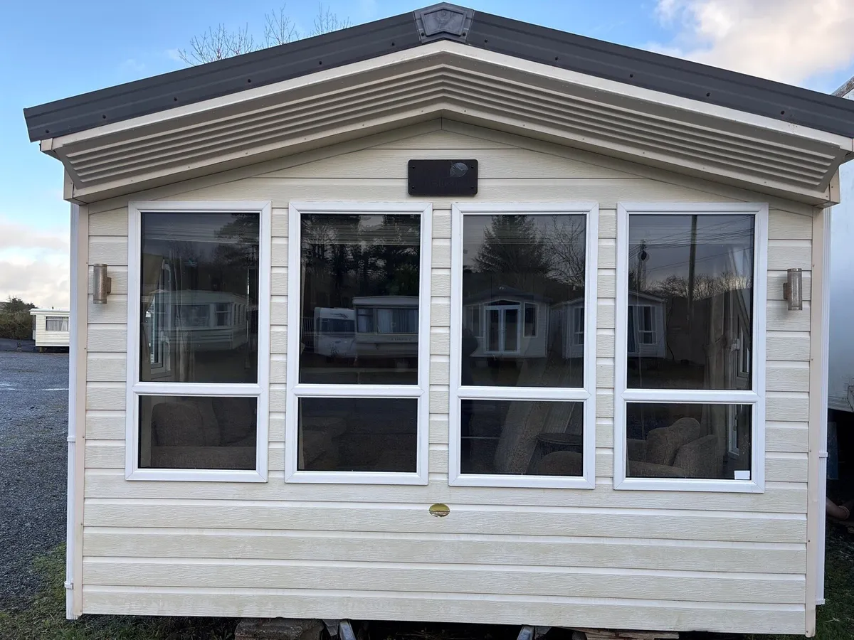 Mobile home - Image 1