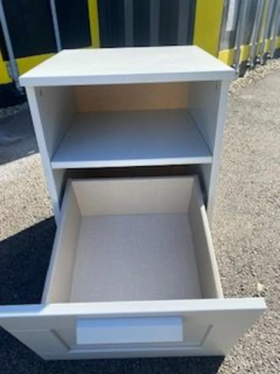 Bedside locker - Image 3