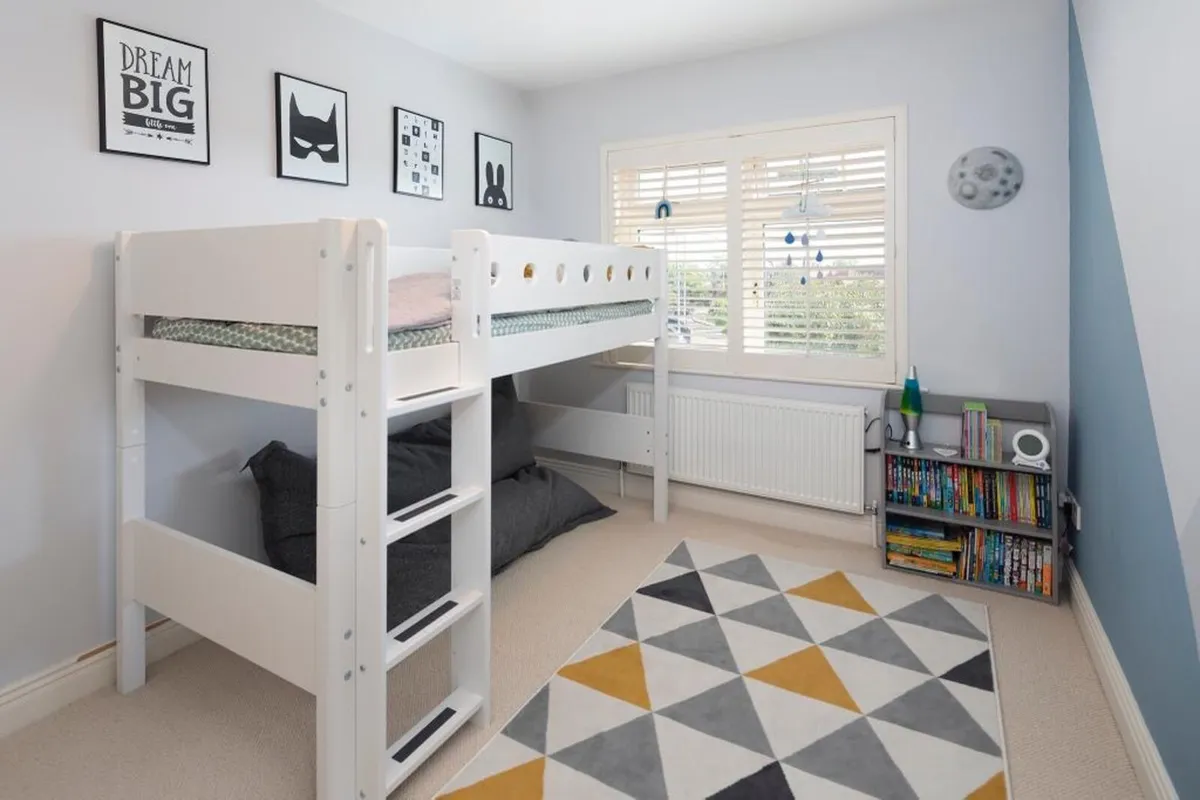 Flexa mid high bed with ladder - Image 1