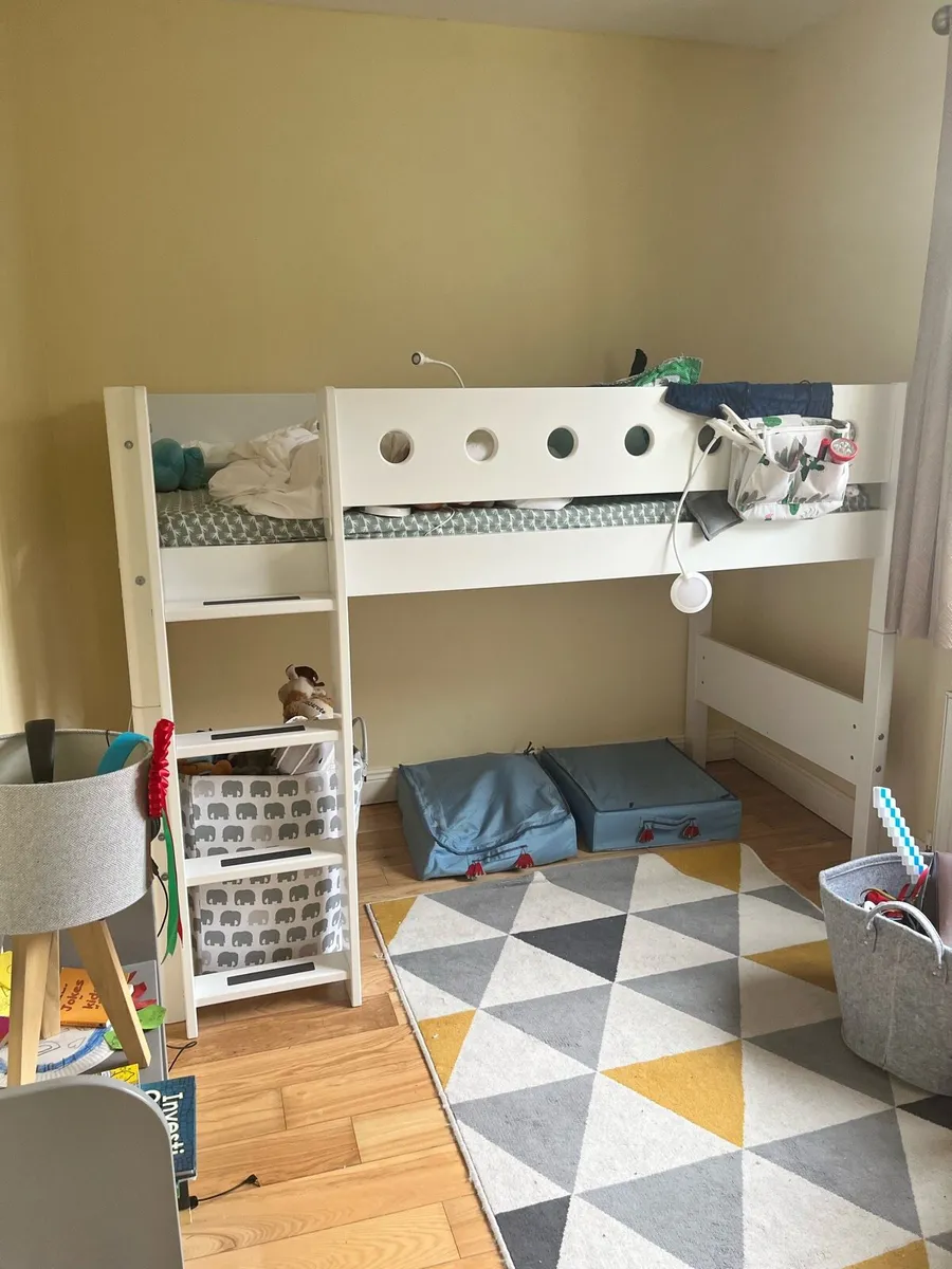 Flexa mid high bed with ladder - Image 3