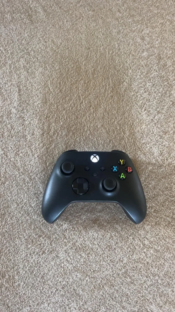 XBOX Series X - Image 4