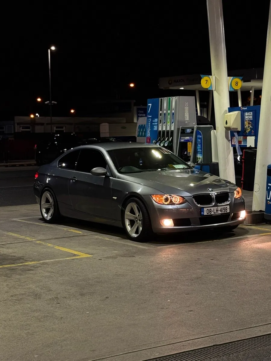 BMW 320 D automatic - Image 2