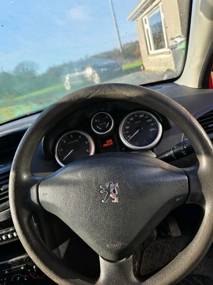 Peugoet 207 van - Image 4